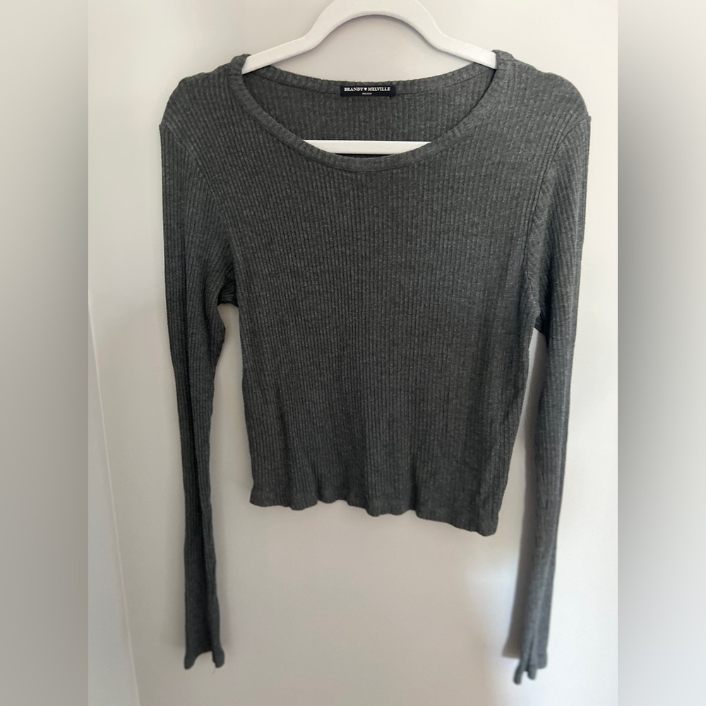 Brandy Melville Gray Ribbed Long Sleeve Top O/S fits small